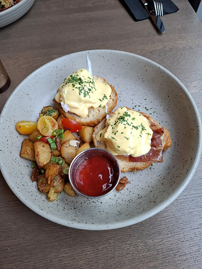 Breakfast in Prestige Harbourfront Resort